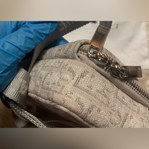 Christian Dior Double Zip Crossbody Pouch Oblique Canvas - Picture 9 of 16